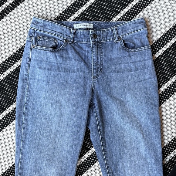 Chico’s Platinum Denim Ultimate Fit Slim Leg Jeans - Picture 12 of 16